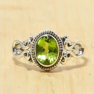 Bague de luxe artisanale en péridot, pierre de naissance de février, bijoux en argent sterling 925 plaqué rhodium, cadeau élégant pour femme, design bohème - Product Image 5