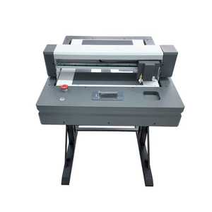 Découpeuse à plat A3 automatique <span class=keywords><strong>de</strong></span> film PET DTF pour autocollants <span class=keywords><strong>de</strong></span> voiture, étiquettes en cristal, feuille magnétique en PVC TPU vinyle - Product Image 1