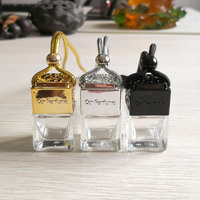 Flacon de parfum carré en bois de 8 ml avec bouchon à vis, estampage à chaud, diffuseur d'air unique pour voiture, flacon vide avec couvercle en bois coloré