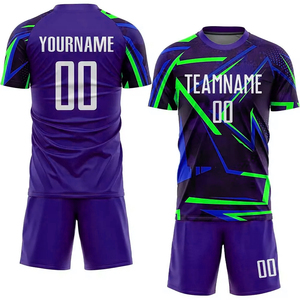 Kit de fútbol de sublimación completa personalizado para hombres y mujeres, camiseta de fútbol cómoda de tela ligera suave, 100% poliéster - Product Image 1