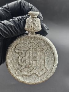 Colgante de Lujo Unisex con Letra Personalizada en Plata de Ley 925, Moissanita VVS de Corte Redondo, Estilo Iced Out, para Fiestas - Product Image 3