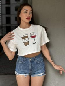 Camiseta blanca elegante Top corto disponible de diferentes colores para mujer Algodón puro Hecho en Turquía Impresión personalizable Etiqueta privada - Product Image 5