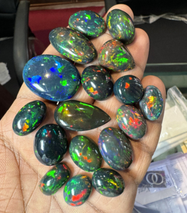 Lote de cabujón de ópalo negro etíope de alta calidad, piedras preciosas sueltas de 10-20 quilates, piedras preciosas de ópalo Natural de fuego múltiple - Product Image 4