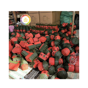 Ornements de maison en rotin en gros pour la décoration de Noël - Décorations de Noël en rotin en forme de maison provenant d'un fournisseur direct - Product Image 1