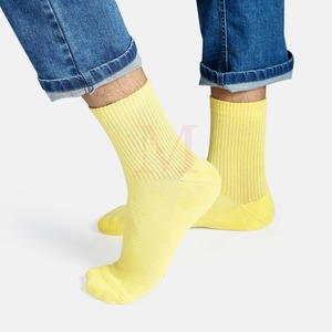 Calcetines de entrenamiento atlético unisex de algodón de alta calidad personalizados transpirables antibacterianos antideslizantes calcetines atléticos - Product Image 1