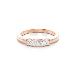 Bague élégante en diamant princesse de 0.40 carats, demi-éternité, cultivée en laboratoire, avec quatre griffes-Cadeau de mariage - Product Image 3