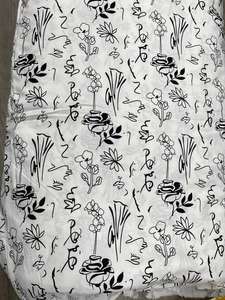 Nueva moda Batik patrón hilado rayón impreso Stock telas fabricante indio precio al por mayor para niñas camisas y vestidos ropa - Product Image 3