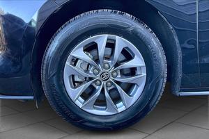 Toyota Sienna LE FWD 2024 Usada - con Bajo Kilometraje - Product Image 6