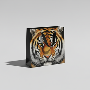 Sac cadeau en papier d'art de luxe personnalisé pour un emballage haut de gamme, écologique, recyclable et biodégradable, décoration de marque d'entreprise - Product Image 1