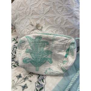 Producto de algodón con estampado minimalista de selva menta - Product Image 2