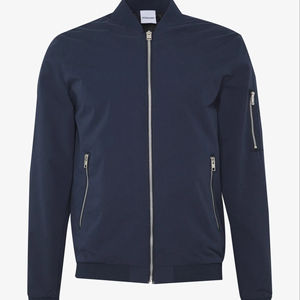 Veste bomber matelassée d'hiver de haute qualité, broderie personnalisée, baseball MA1, varsity, col montant, logo frontal, toile unisexe, surdimensionnée - Product Image 1