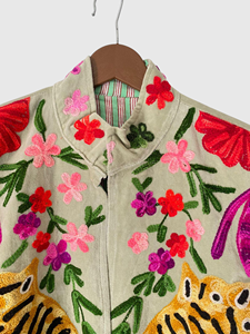 Veste en coton tissé pour femme, brodée à la main, motif floral tigre, col mandarin, manches longues, grande taille, pour le printemps - Product Image 4