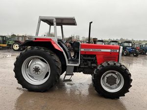 รถแทรกเตอร์การเกษตร Massey Ferguson 385 คุณภาพสูง ขับเคลื่อนด้วยดีเซล พร้อมฟังก์ชันหลากหลายและอุปกรณ์ตักดิน ออกแบบมาเพื่อการเพาะปลูกในไร่นา - Product Image 5