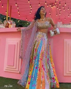 Nueva moda estilo Bollywood ropa de fiesta de boda bordado Lehenga Choli para mujeres desgaste proveedor al por mayor exportaciones Surat India - Product Image 4