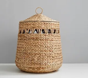 Mais barato Item Atacado Decorativo Jacinto De Água Rattan Armazenamento Seagrass Cesta Tecida Com Tampas Vestuário Hamper Doméstico Baske