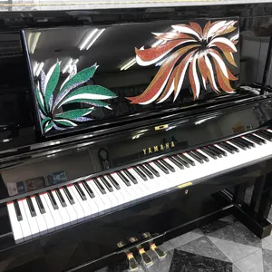 Tinh Tế Vẽ Vàng Tuyệt Đẹp Nhật Bản Sử Dụng Màu Đen Sang Trọng Ở Grand Đàn Piano