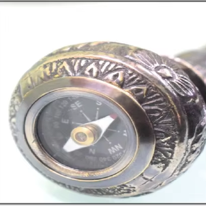 Bâton de marche pliable léger et réglable en bois et aluminium avec embout en laiton pour personnes âgées, randonnée et voyage - Product Image 1