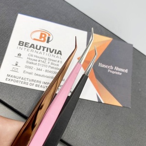 Pince à cils longue et mince avec logo personnalisé pince à épiler pour extension de cils d'isolation à forte prise en main pointe pointue en acier inoxydable durable - Product Image 5