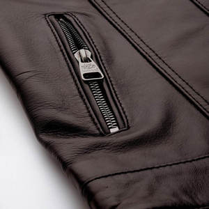 Veste en cuir véritable tendance pour femmes à forte demande Automne Imperméable Respirante Coupe-vent Fermeture éclair avant Manches longues Doublure en polaire - Product Image 5