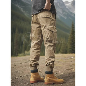 Pantalon Streetwear moderne pour hommes avec un design minimal et un matériau confortable Pantalon Streetwear pour hommes - Product Image 2