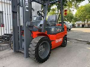 Chariot élévateur HELI 3 tonnes d'occasion pas cher K30/K18/K35, faible nombre d'heures de travail, avec moteur, boîte de vitesses, pompe et moteur à vendre - Product Image 2