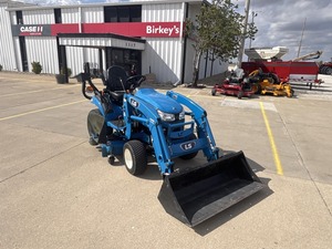 Tractor de Andar LS MT225S 4x4 de Menos de 40 HP con Motor y Bomba - Product Image 5