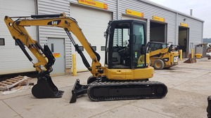 Mini-excavatrice 1,5 tonne 2024, excavatrice sur chenilles 2 tonnes pour la construction, pince hydraulique, mini-excavatrice 3,5 tonnes à vendre - Product Image 4