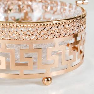 แท่นวางช็อคโกแลตดีไซน์สวยที่สุดทรงกลมพร้อมแท่นวางช็อคโกแลตขัดเงาสีทองสำหรับเสิร์ฟช็อกโกแลตและเสิร์ฟของหวาน - Product Image 5