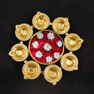 Artisanat indien en laiton, Urli Diya fantaisie pour la décoration festive et de mariage, fabriqué en laiton pur - Product Image 4