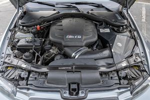 BMW M3 berline 2011 d'occasion en bon état, pack compétition, moteur V8, pack premium, provenance Californie - Product Image 6