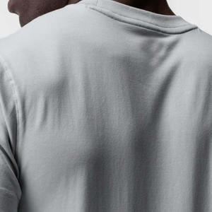 T-shirt de sport pour hommes très demandé avec logo personnalisé en gros T-shirts de sport pour hommes surdimensionnés au meilleur prix - Product Image 3