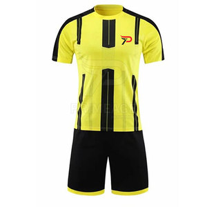 Dernier design, nouveau style, maillot de football à manches courtes, respirant, léger, qualité supérieure, meilleure couleur en vente - Product Image 1