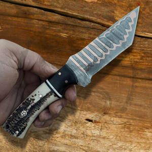 Couteau à lame fixe en cuivre Damas Tanto personnalisé fait à la main pour Camping randonnée bois corne de cerf chasse avec gaines personnalisées - Product Image 2