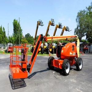 Plate-forme élévatrice à flèche Cherry Picker pour une utilisation artisanale et commerciale - Product Image 1