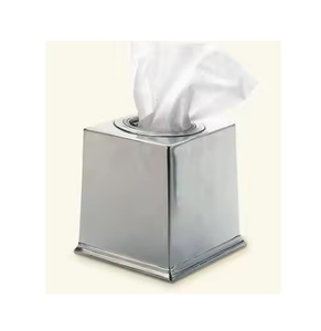 Accessoires de salle de bain en métal Boîte à mouchoirs en forme de serviette carrée avec fonction suspendue - Product Image 1