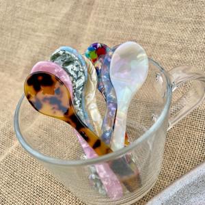 Cuillère en résine artistique pour servir les aliments, collection exclusive pour les cafés, la cuillère en résine est conçue pour une utilisation commerciale fréquente - Product Image 3