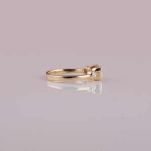 Bague de mariage de luxe en or 18 carats solitaire de fiançailles en diamant taillé en émeraude avec côté taillé en diamant pour femme certifiée IGI - Product Image 3