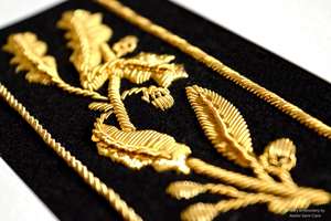 Insignias de Cresta de Alambre de Latón Hechas a Mano Duraderas con Bordado Detallado para Universidades, Academias e Instituciones - Product Image 6