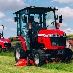 Massey Ferguson 1800M 4WD Tractor 4 cilindros bomba de motor diésel alta productividad mejor calidad precio al por mayor confiable usado nuevo - Product Image 1