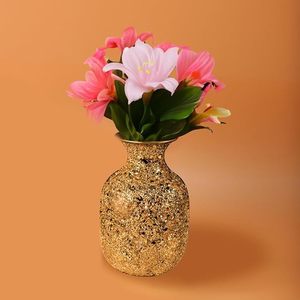 Los floreros metálicos aportan una elegancia atemporal que se integra perfectamente con la decoración interior moderna y tradicional. - Product Image 5