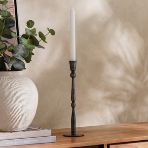 Bougeoir en fer rustique Pièce maîtresse de table décorative fabriquée à la main pour une ambiance de salon et de chambre confortable - Product Image 1