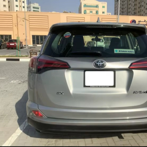 Toyota Ravs 4 AWD Sièges en cuir intérieur foncé nouvellement utilisés direction à gauche-usagés - Product Image 1