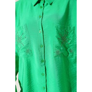 Chemise en pierre étoilée Benetton pour femme-Design chemisier élégant avec des détails uniques en pierre - Product Image 2