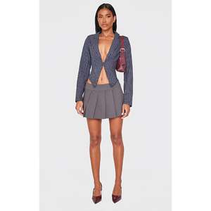 Vêtements de créateurs de haute qualité pour femmes, col en V, manches longues, chemise rayée marine, avec crochet plongeant et œil au meilleur prix - Product Image 4