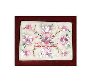 Dernière boîte à bijoux en marbre blanc incrusté de fleurs en nacre rose antique pour la décoration de mariage et les cadeaux - Product Image 1