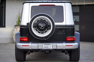 2026 - รถยนต์ G550 มือสอง 79 ล้านดอลลาร์, ชุดแต่ง Carex-StyleUpperWrap, รถ SUV สีดำแม็กนีเมียม - Product Image 2