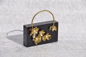 Sacs à main uniques les plus vendus Pierres en métal de créateur avec vêtements de fête en résine Embrayages de mariée à un prix d'usine inattendu - Product Image 6