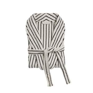 Bata de baño elegante a rayas, mezcla de bambú y algodón Zero Twist, diseño Unisex, cintura ajustable, comodidad ligera en rayas negras - Product Image 1