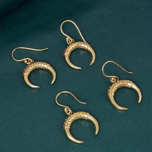 Nouveau Design Vente Chaude À La Mode Plaqué Or En Laiton Massif Rétro Cornes Croissant De Lune Céleste Unisexe Boucle D'oreille - Product Image 4