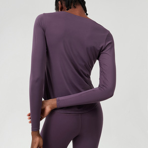 Conjunto Deportivo Transpirable para Mujer, Falda Corta, Manga Larga, Logotipo Personalizado en la Parte Delantera, Ropa de Gimnasio y Fitness - Product Image 2